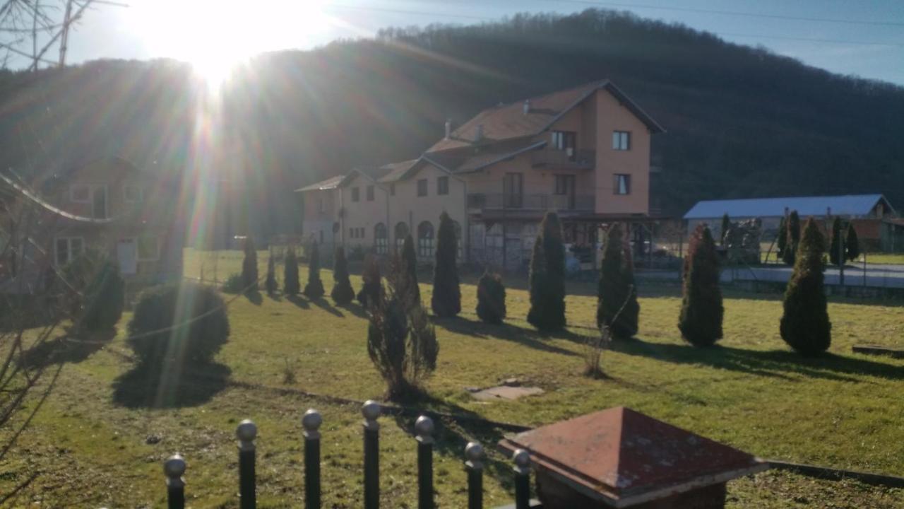 Apartmani Natura Sanski Most ภายนอก รูปภาพ